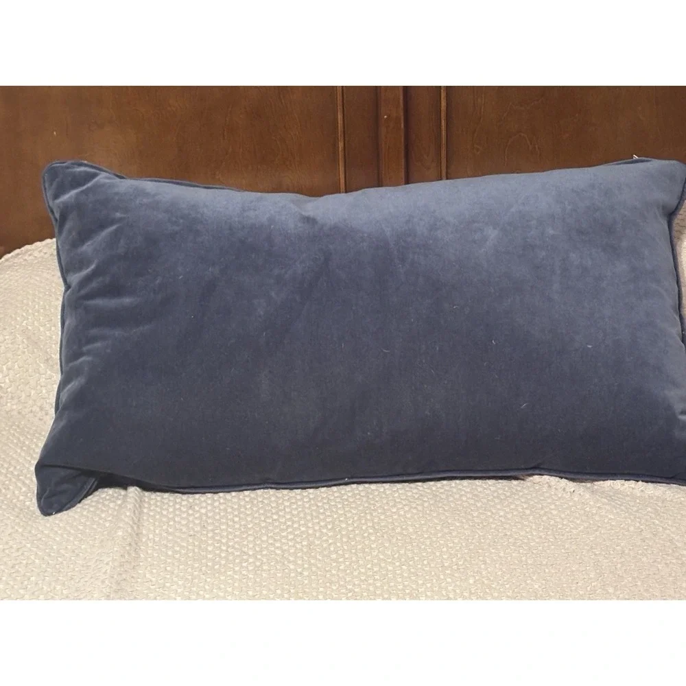 The Unbranded Brand king throw